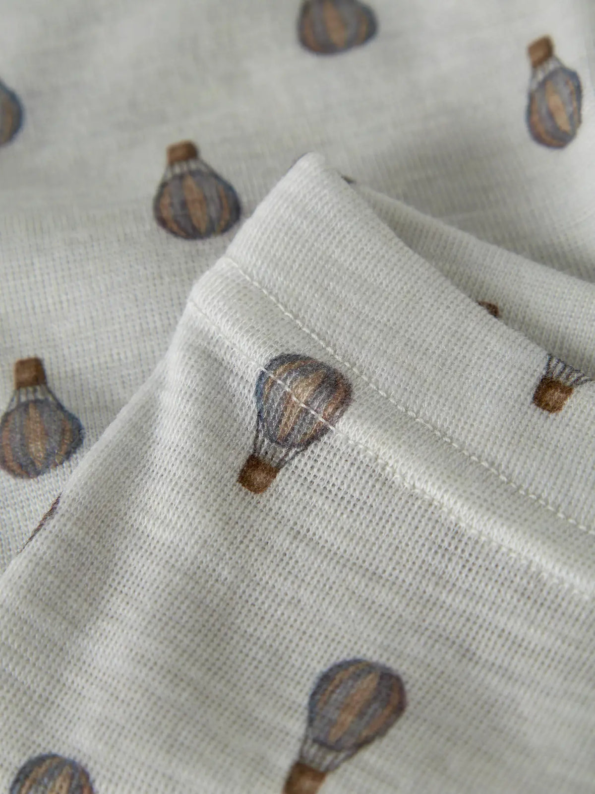 Lil`Atelier - Ulleggings "Noel" Baby Oyster Mushroom Airballoon